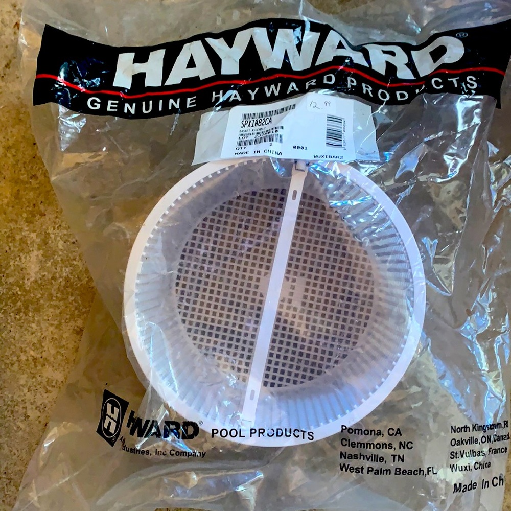Hayward pool skimmer basket